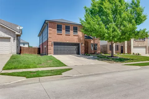 4505 Pangolin Dr, Fort Worth, TX 76244