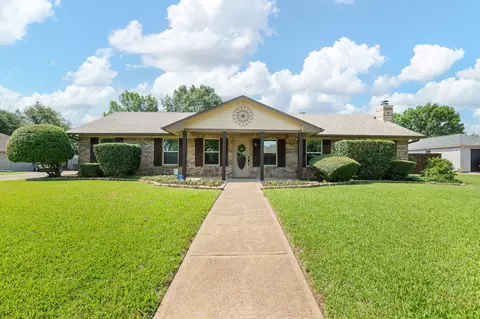 310 Singletree St, Highland Village, TX 75077