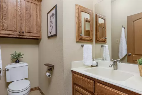 912 E Highland Rd, Oak Leaf, TX 75154 photo 21