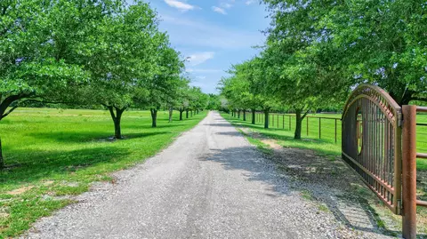 4844 County Road 203, Tioga, TX 76271