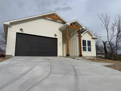 5121 Old Benbrook, Fort Worth, TX 76126