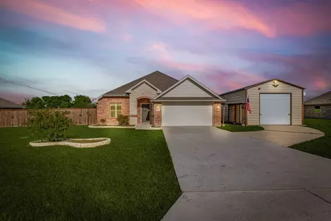 3123 Gunsmoke Dr, Farmersville, TX 75442