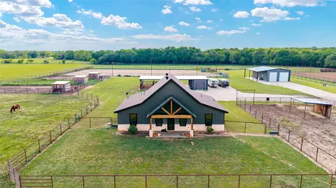 11200 Light Rd, Lipan, TX 76462