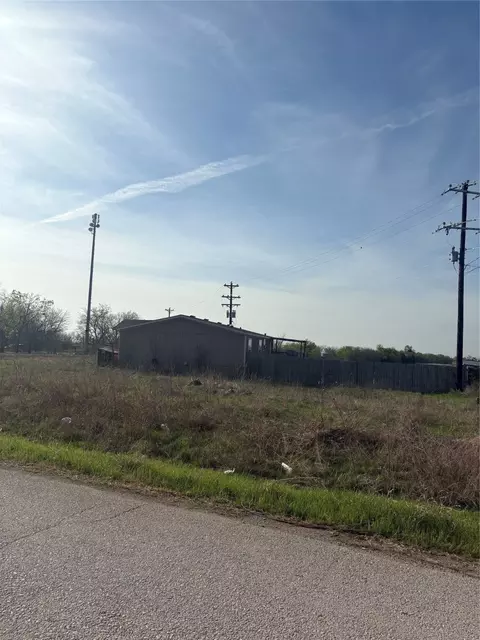 11257 Old Stoney Rd, Ponder, TX 76259