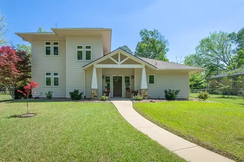 701 Saint Thomas Dr, Athens, TX 75751