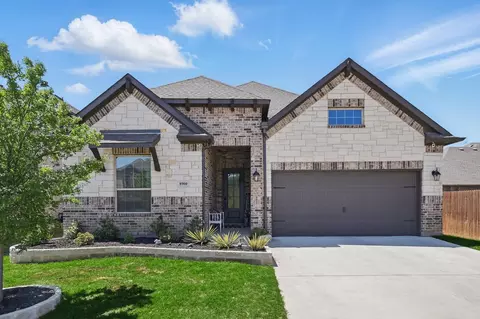 8900 Lavon Ln, Argyle, TX 76226