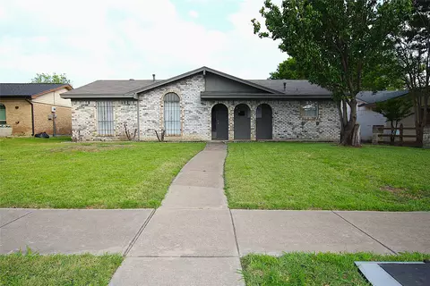 710 Longbeach Dr, Garland, TX 75043