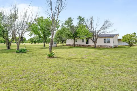 1321 Billings Rd, Tolar, TX 76476
