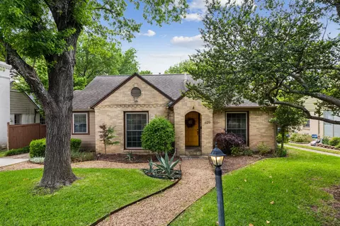 629 Tenna Loma Ct, Dallas, TX 75208