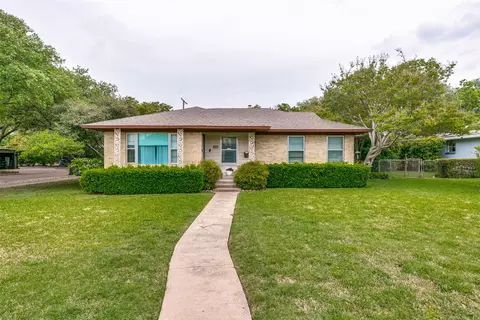 4105 Dunhaven Rd, Dallas, TX 75220