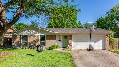 601 Meadowcreek Ln, Garland, TX 75043