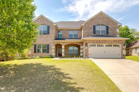 2714 Pinnacle Dr, Burleson, TX 76028