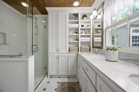 Bath - 814 Griffith Ave, Terrell, TX 75160 photo 1 of 5