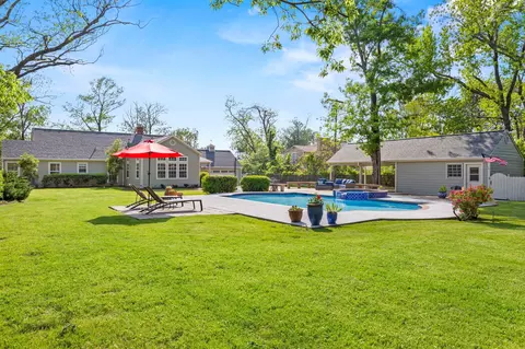 Exterior - 814 Griffith Ave, Terrell, TX 75160 photo 6 of 11