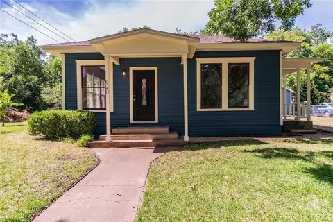 520 Featherston St, Cleburne, TX 76033