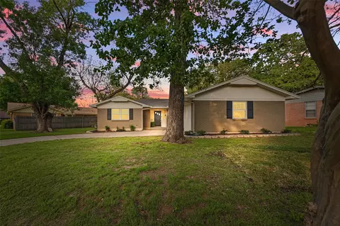1302 Bluebonnet Trl, Arlington, TX 76013