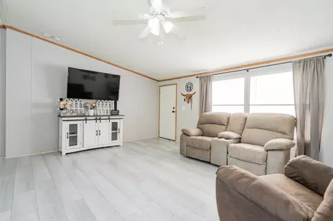 7228 County Road 4613, Athens, TX 75752