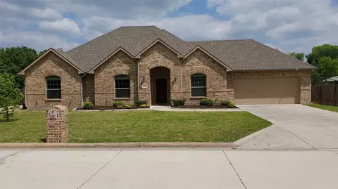 1000 Rolling Meadow Dr, Lavon, TX 75166