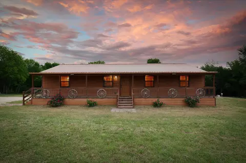 2570 N Old Bruceville Rd, Bruceville, TX 76630