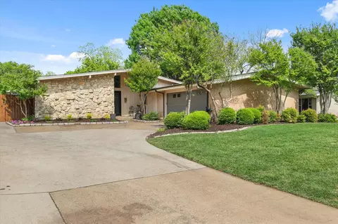 2843 Bay Meadows Cir, Farmers Branch, TX 75234
