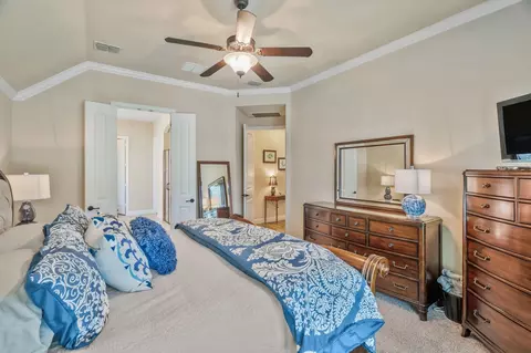 Bedroom - 402 Dominion Dr, Euless, TX 76039 photo 4 of 4