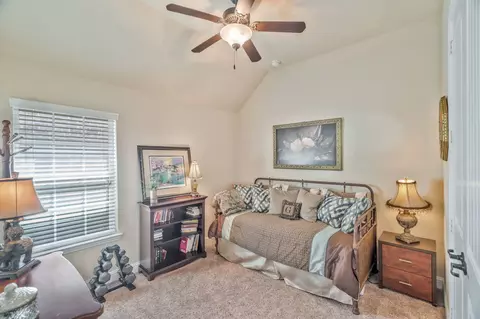 Bedroom - 402 Dominion Dr, Euless, TX 76039 photo 2 of 4