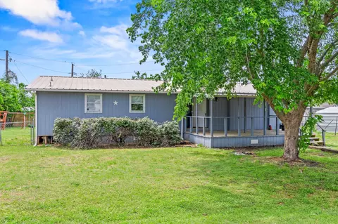 207 Mid Haven Ct, Granbury, TX 76048