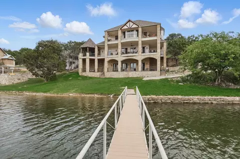 1113 Bluff Creek Cv, Strawn, TX 76475