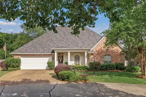 966 Azalea Garden Dr, Shreveport, LA 71115
