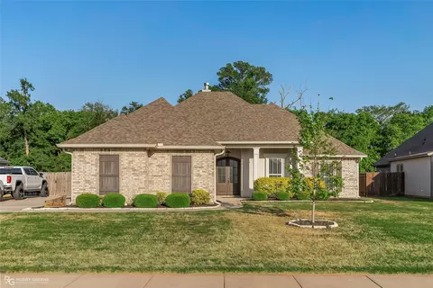 504 Long Acre Dr, Bossier City, LA 71111