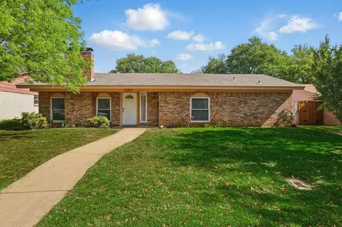 1333 Dogwood Trl, Lewisville, TX 75067