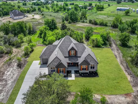 117 Fan Mill Trl, Weatherford, TX 76085