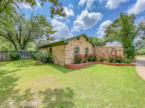 Exterior - 1925 Lytle Trl, Abilene, TX 79602 photo 2 of 7