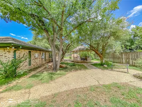 Exterior - 1925 Lytle Trl, Abilene, TX 79602 photo 7 of 7
