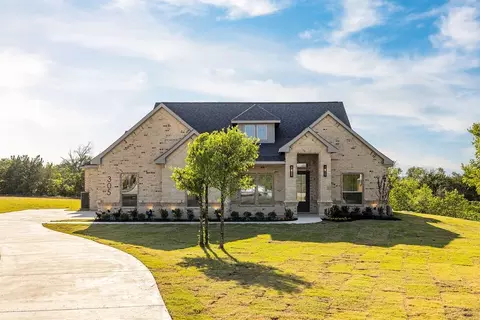 305 Spanish Oak Ct, Weatherford, TX 76085