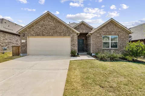 935 Azure Ln, Celina, TX 75009