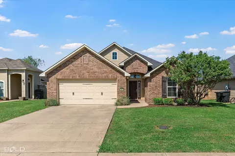 363 Avondale Ln, Bossier City, LA 71112