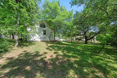Exterior - 415 Mount Lookout Rd, Waco, TX 76708 photo 8 of 12