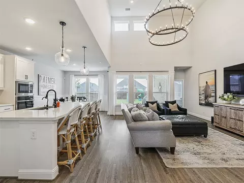 220 Glenwood Dr, Oak Point, TX 75068