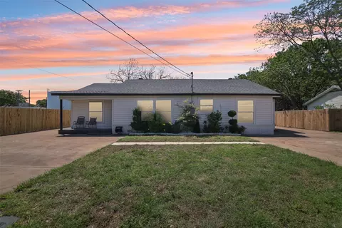 125 Souder Dr, Hurst, TX 76053