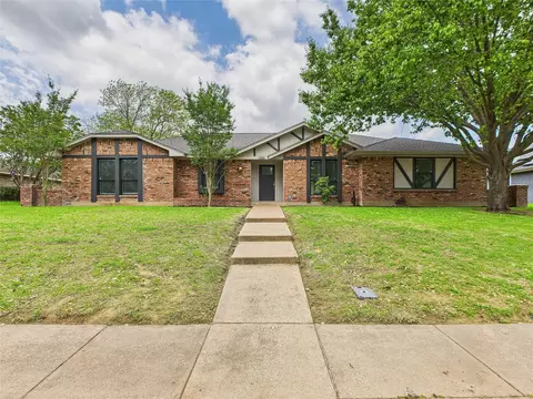 1409 Thunderbrook Dr, Desoto, TX 75115