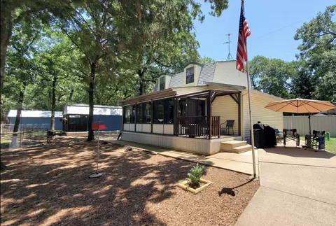 7143 Pakuna Dr, Mabank, TX 75156