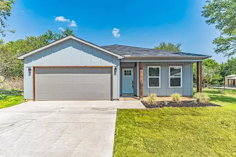 2710 Terrace Ct, Granbury, TX 76048
