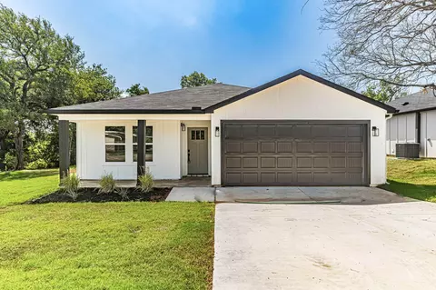 2707 Terrace Ct, Granbury, TX 76048