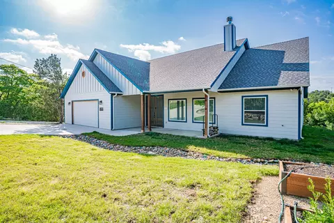 2280 Beacon Lake Dr, Bluff Dale, TX 76433