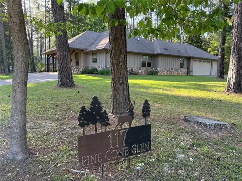 117 Pine Cone Gln, Holly Lake Ranch, TX 75765