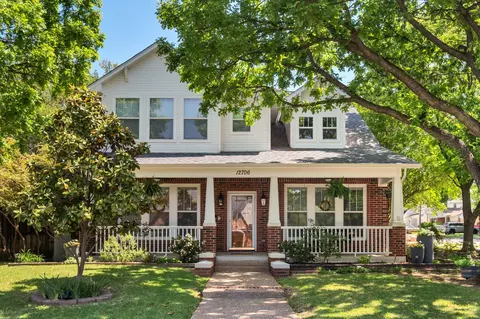 12706 Epps Field Rd, Farmers Branch, TX 75234