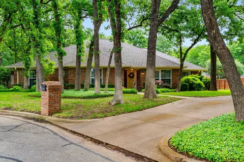 4705 El Salvador Ct, Arlington, TX 76017