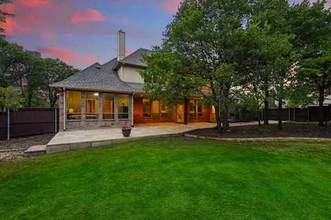 265 Fox Trot Ln, Double Oak, TX 75077