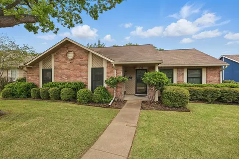 515 Red Oak St, Allen, TX 75002